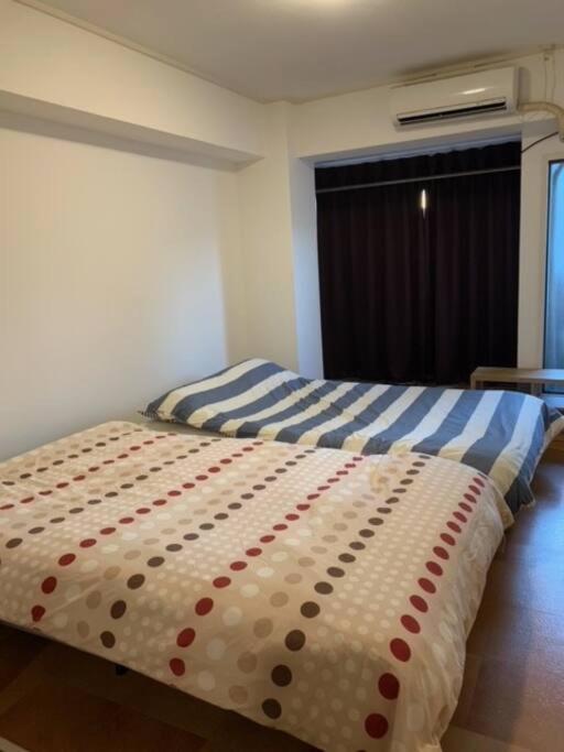 ２ Beds. Comfortable . Dotonbori / Kuromon Market. Osaka Bagian luar foto